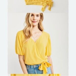 Abercrombie & Fitch Faux Wrap Short Sleeve Blouse